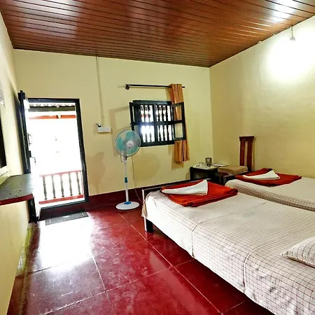 Leisure Homestay - Pool, Boating, Zipline, Home Food, Estate Chikmagalur Exterior photo