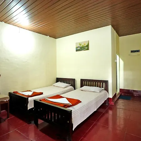 Leisure Homestay - Pool, Boating, Zipline, Home Food, Estate Chikmagalur Exterior photo