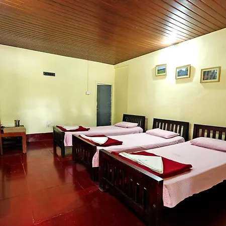 Leisure Homestay - Pool, Boating, Zipline, Home Food, Estate Chikmagalur Exterior photo