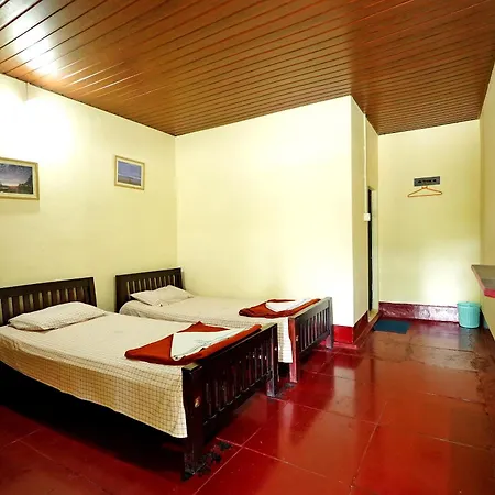 Leisure Homestay - Pool, Boating, Zipline, Home Food, Estate Chikmagalur Exterior photo