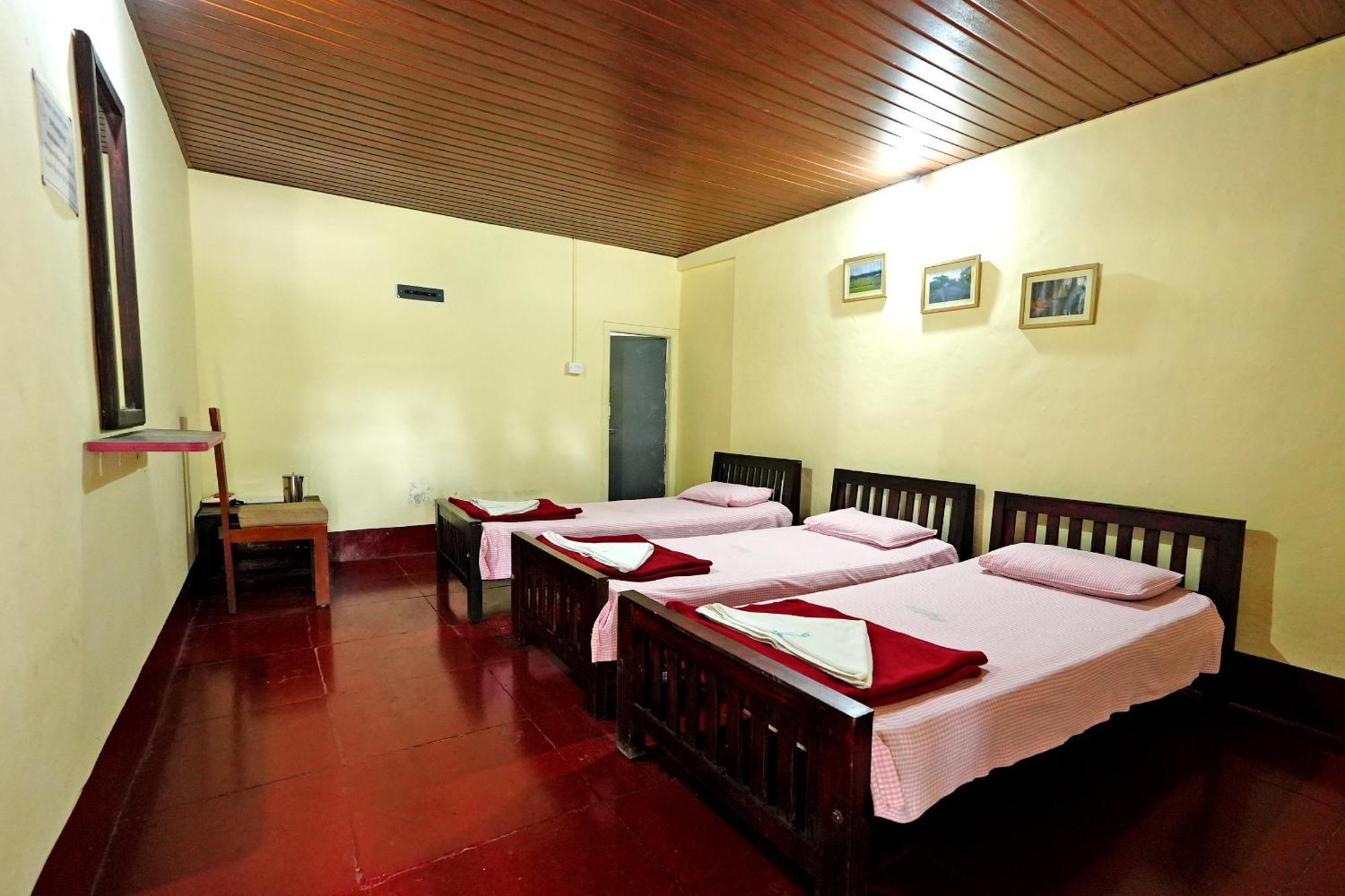 Homestay Leisure - Pool, Boating, Zipline, Food, Estate *