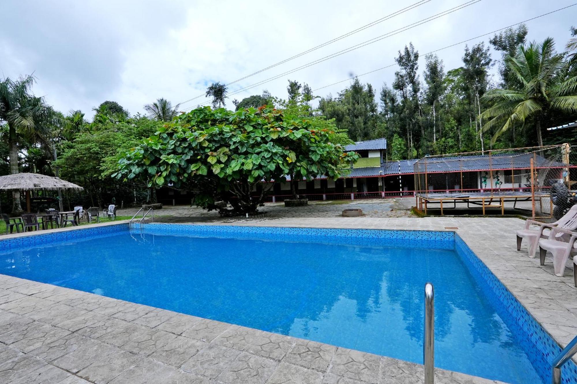 Homestay Leisure - Pool, Boating, Zipline, Food, Estate