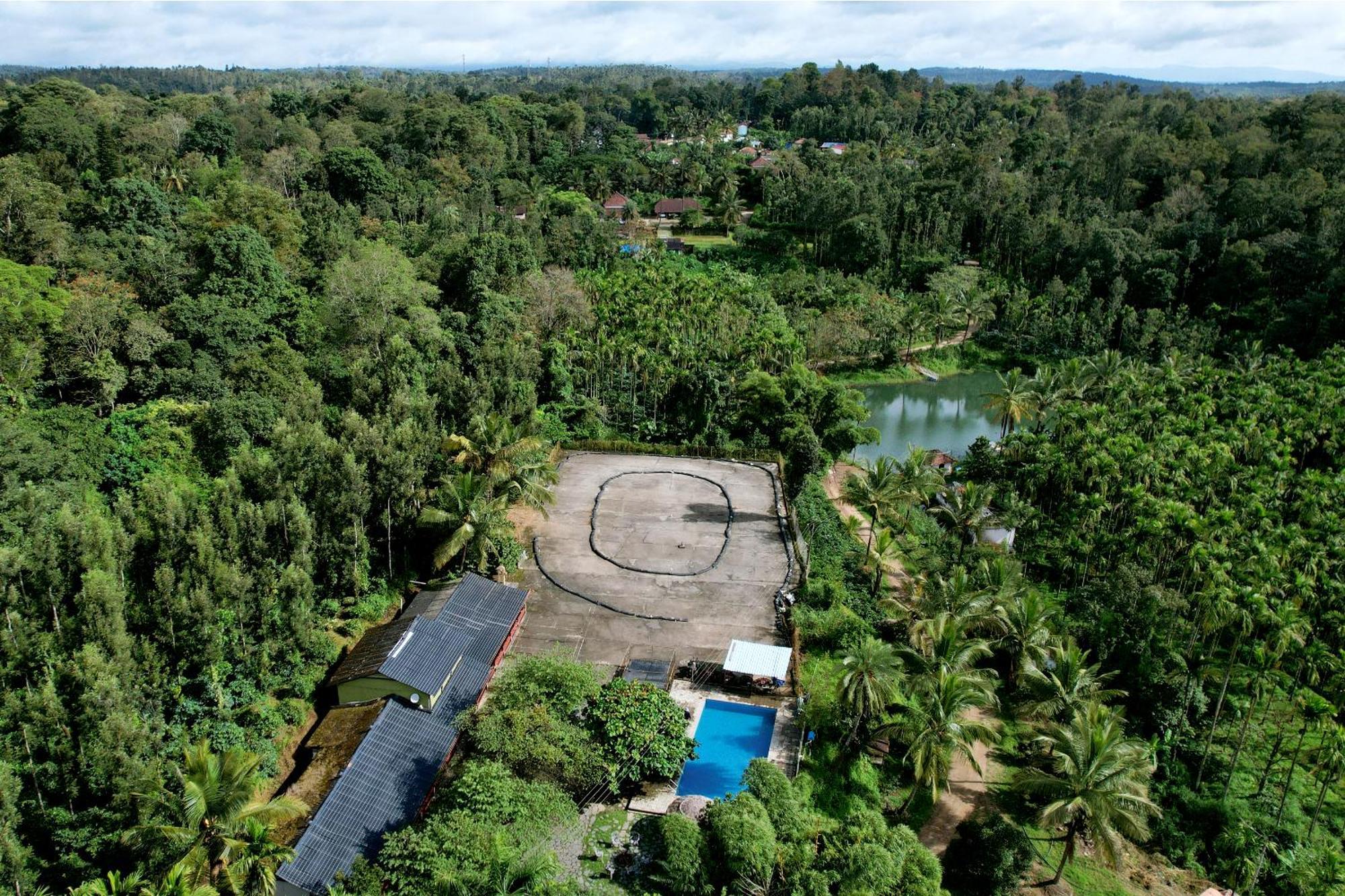 Homestay Leisure - Pool, Boating, Zipline, Food, Estate *